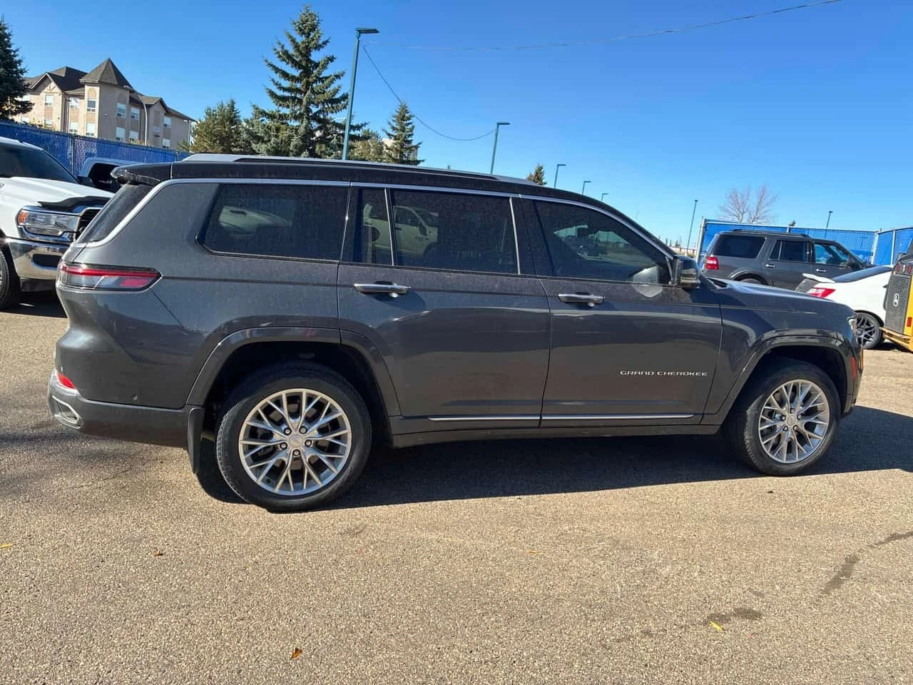 Jeep Grand cherokee SUMMIT LONG * ������ ���������������� �� CHRYSLER  | Mobile.bg � ����������� 4