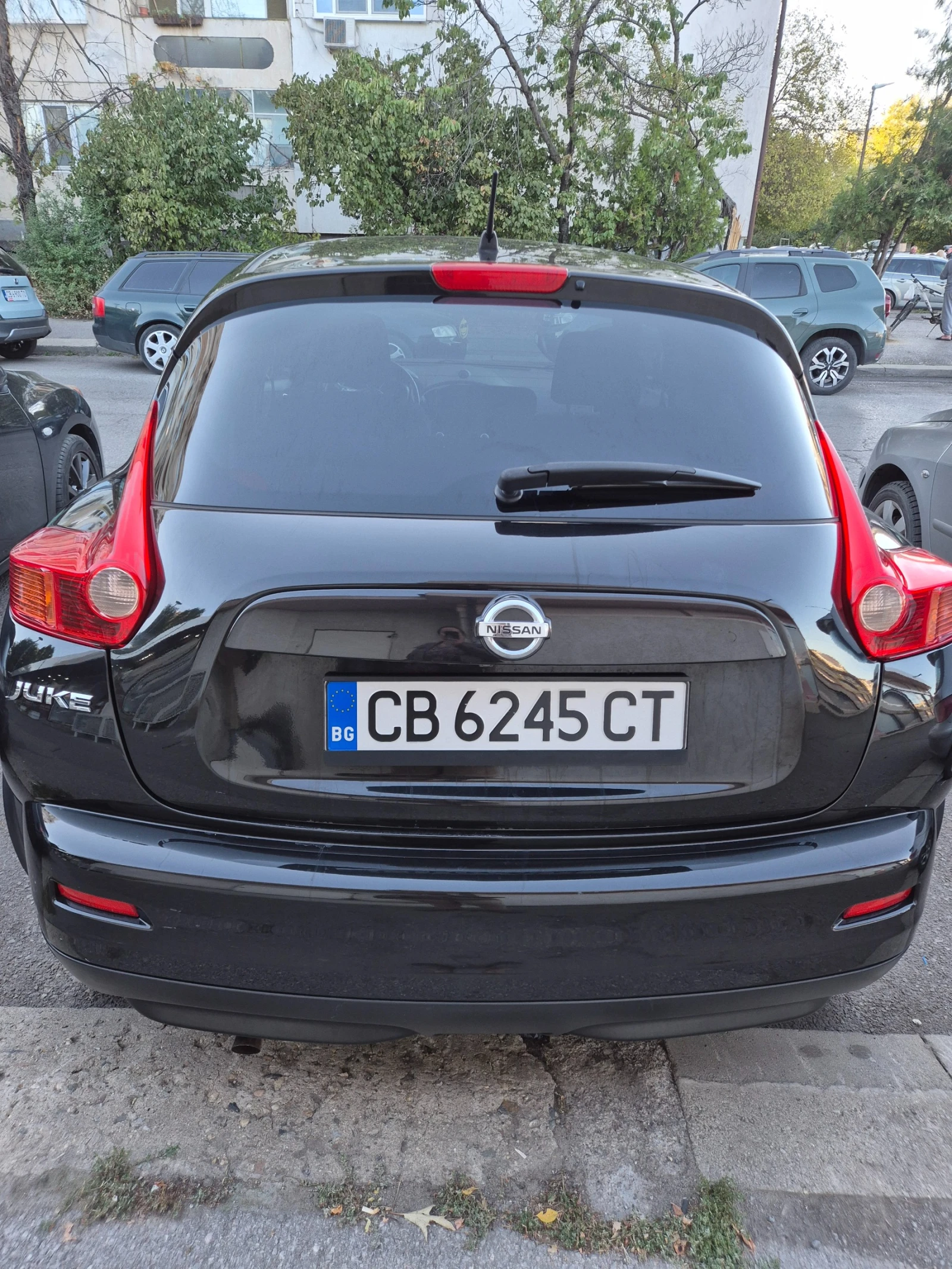 Nissan Juke, снимка 2 - Автомобили и джипове - 56581312