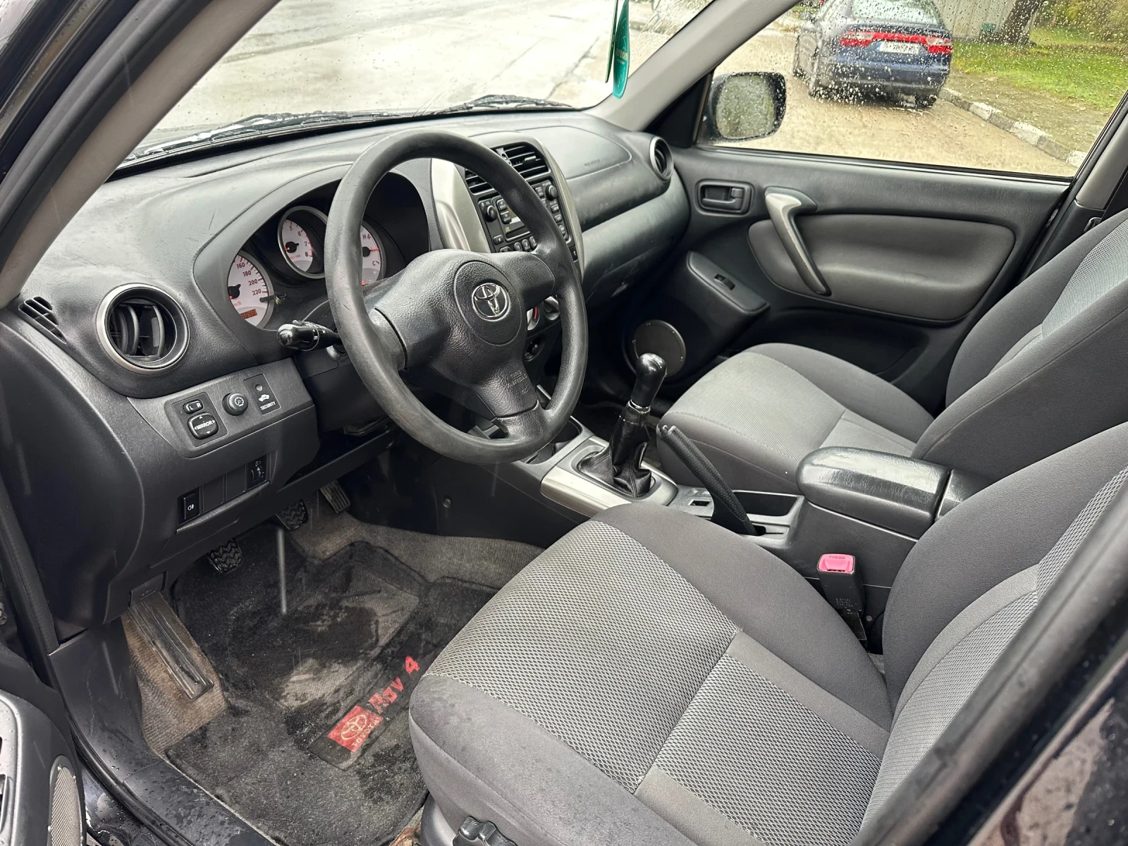 Toyota Rav4 1.8vvti, снимка 10 - Автомобили и джипове - 56679920