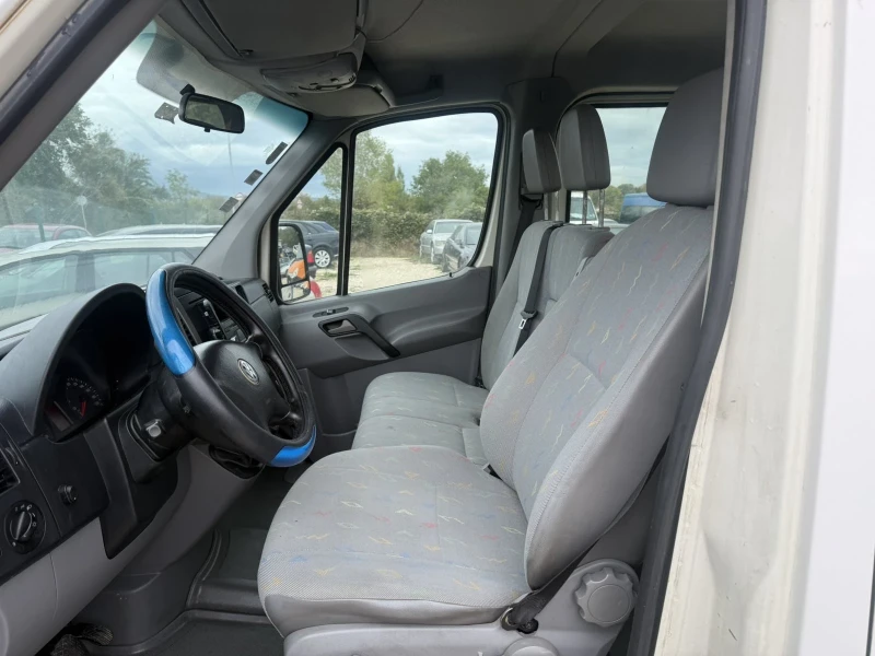 VW Crafter 2.5TDI 6+ 1МЕСТА БАРТЕР ЛИЗИНГ, снимка 8 - Бусове и автобуси - 52079094
