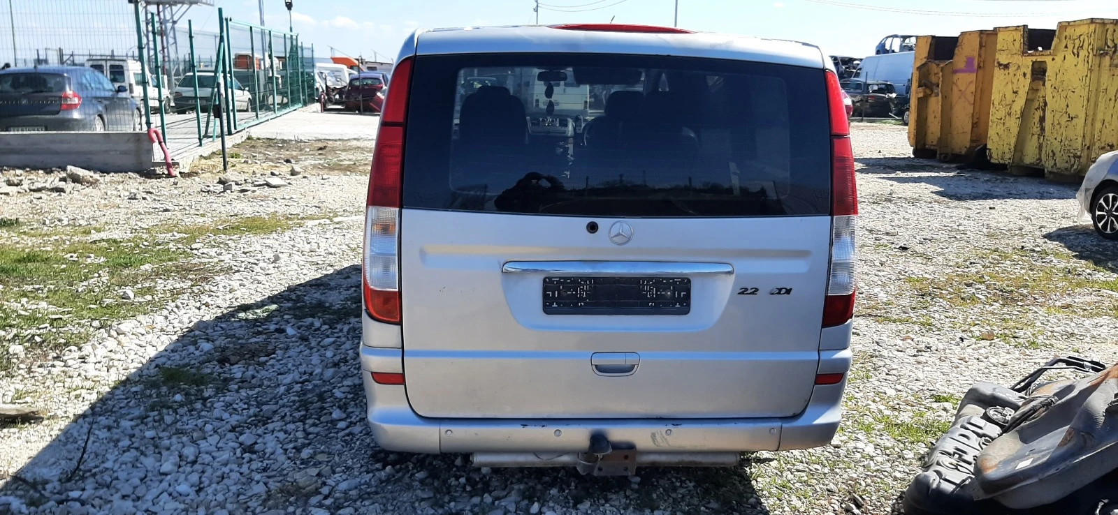 Mercedes-Benz Viano 2.2 CDI - изображение 3