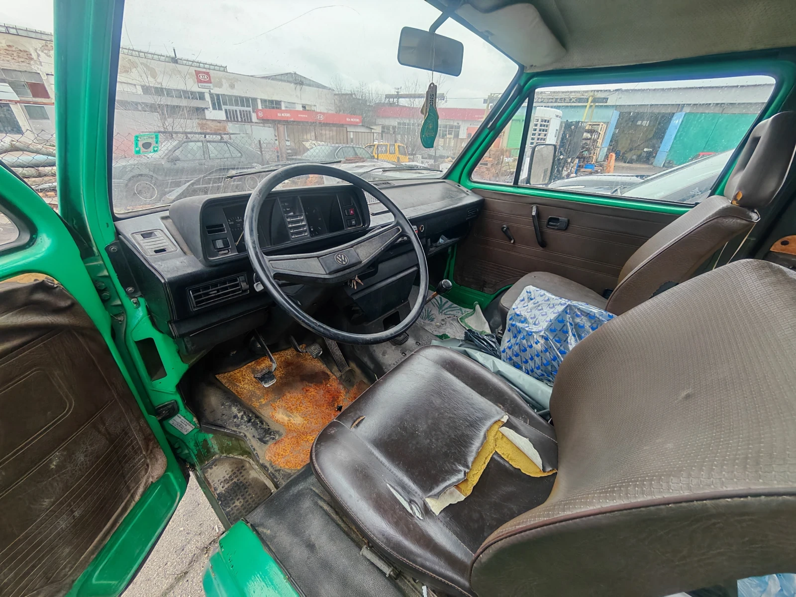 VW T3, снимка 8 - Бусове и автобуси - 53955909