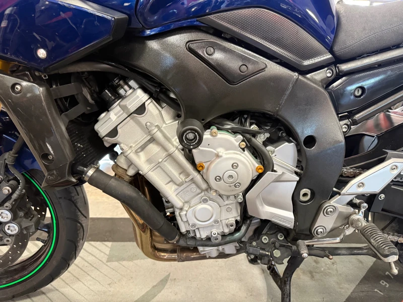 Yamaha FZ1 FAZER 1000, снимка 13 - Мотоциклети и мототехника - 51289256
