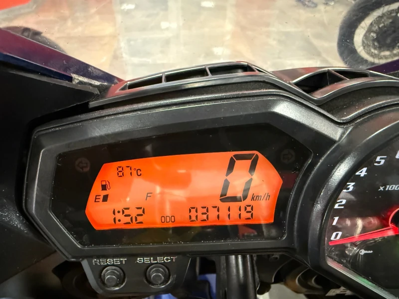 Yamaha FZ1 FAZER 1000, снимка 15 - Мотоциклети и мототехника - 51289256