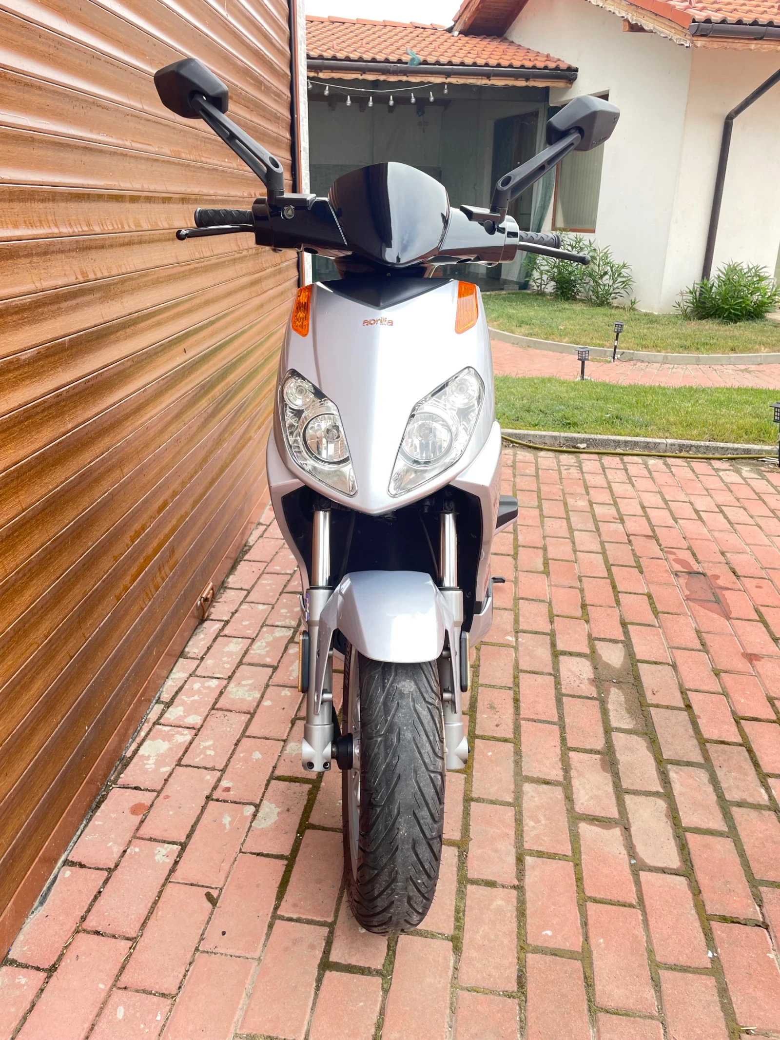 Aprilia Sr Sportcity 125 - изображение 5