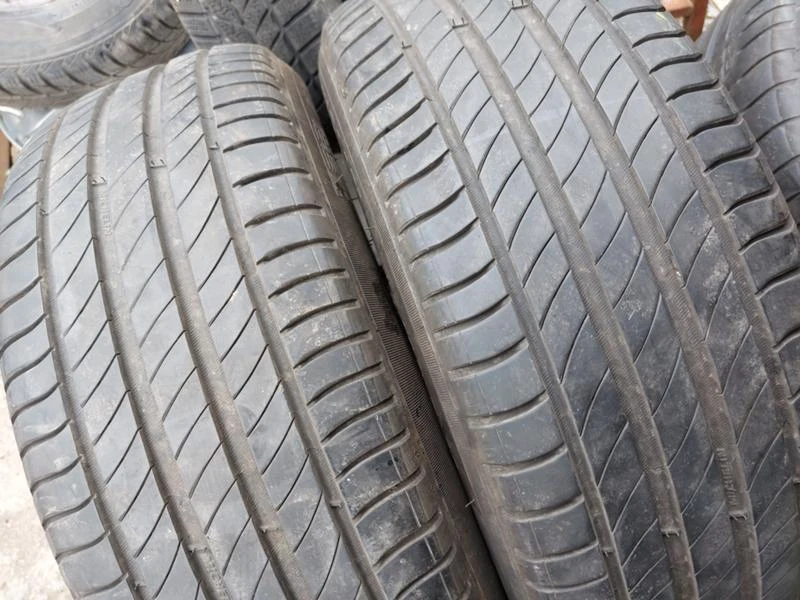 Гуми Летни 215/60R16, снимка 2 - Гуми и джанти - 36287545