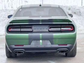 Dodge Challenger SRT 392  CARFAX, снимка 4