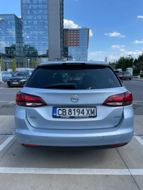 Opel Astra 1.6 CDTi Sports Tourer , снимка 9