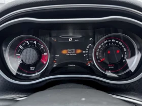 Dodge Challenger SRT 392  CARFAX, снимка 12 - Автомобили и джипове - 53645286