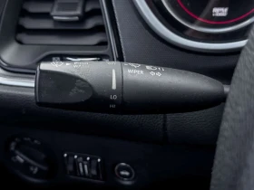 Dodge Challenger SRT 392  CARFAX, снимка 11 - Автомобили и джипове - 53645286