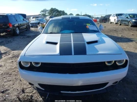 Dodge Challenger 3.6l Sxt Plus | Auto.bg — изображение 12