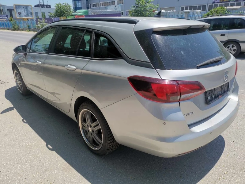 Opel Astra K 1.4i, снимка 4 - Автомобили и джипове - 46143434