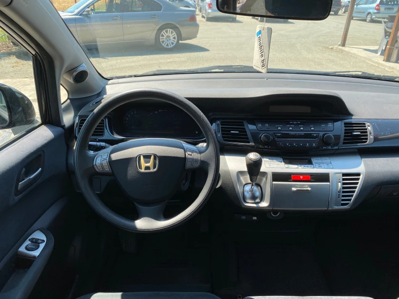 Honda Fr-v 2.0, снимка 8 - Автомобили и джипове - 46272225