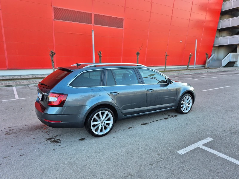 Skoda Octavia 155.000 км Нова, снимка 4 - Автомобили и джипове - 47727091