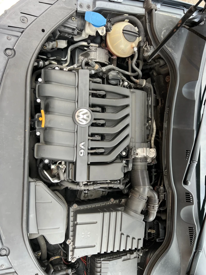 VW Passat R36, снимка 16 - Автомобили и джипове - 52489307