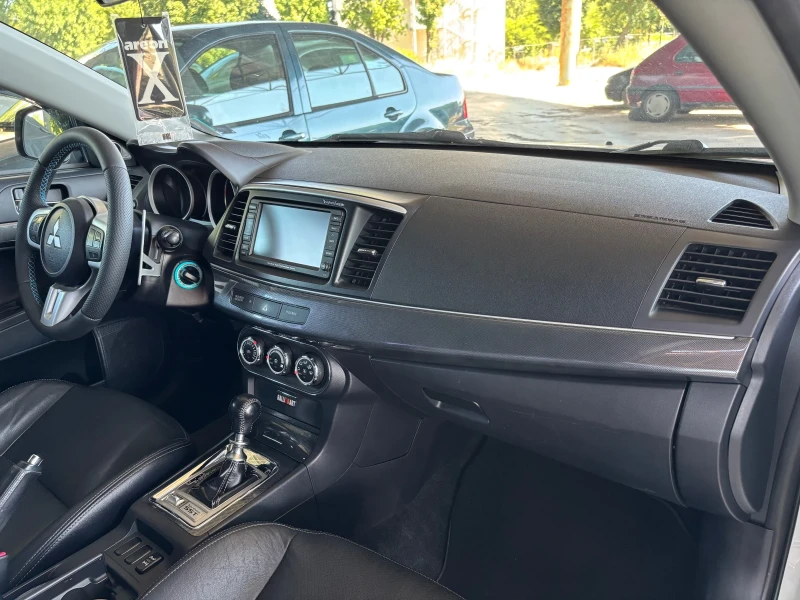 Mitsubishi Lancer, снимка 4 - Автомобили и джипове - 52683488