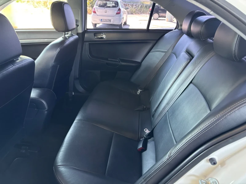 Mitsubishi Lancer, снимка 6 - Автомобили и джипове - 52683488