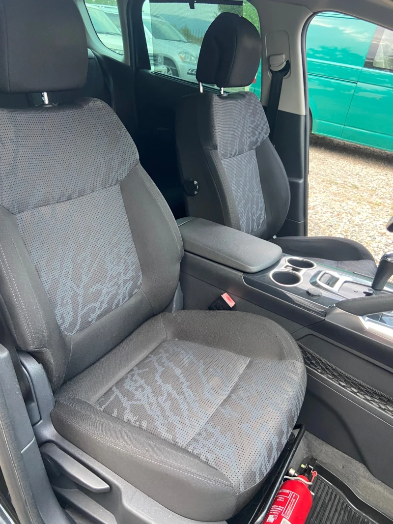 Peugeot 3008 1.6HDI ПАНОРАМА Head-Up, снимка 10 - Автомобили и джипове - 51903836