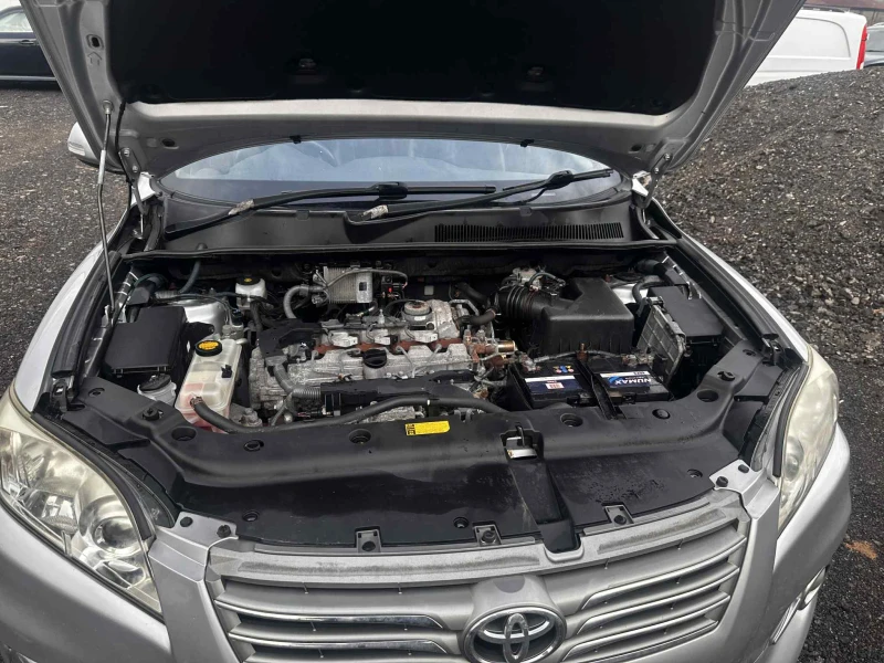Toyota Rav4 Toyota Rav4 2. 2 D-4D (150 к. с. ) НА ЧАСТИ, снимка 11 - Автомобили и джипове - 52557090