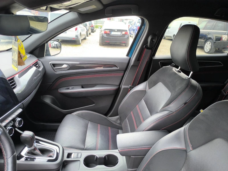 Renault Arkana RS LINE TCe, снимка 10 - Автомобили и джипове - 52456548