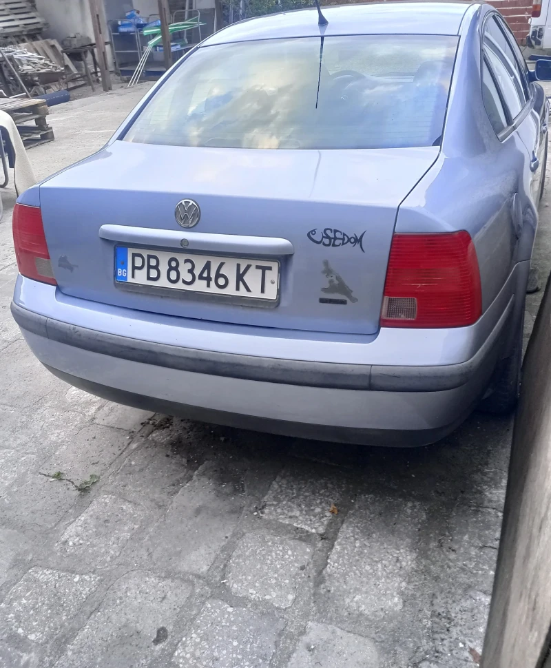 VW Passat, снимка 5 - Автомобили и джипове - 52634409