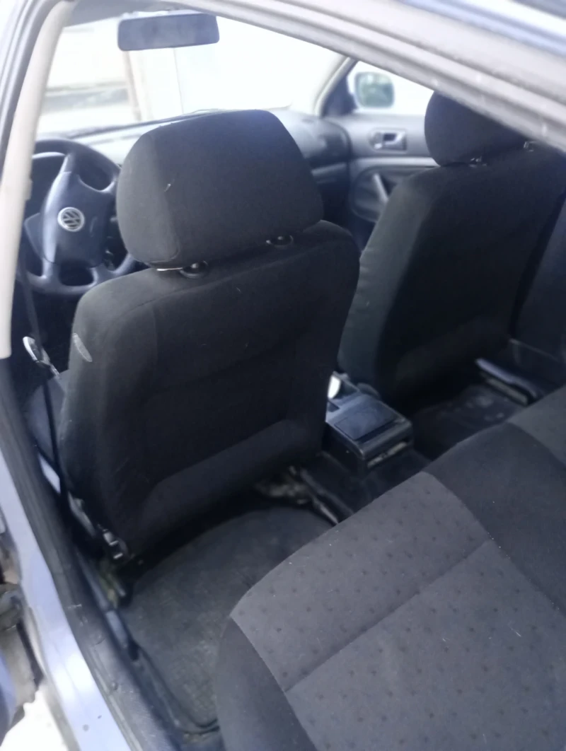 VW Passat, снимка 7 - Автомобили и джипове - 52634409