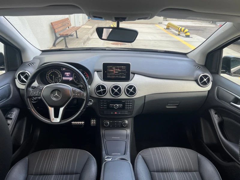 Mercedes-Benz B 180 AUTOMATIC* LED* NAVI* , снимка 8 - Автомобили и джипове - 52641394