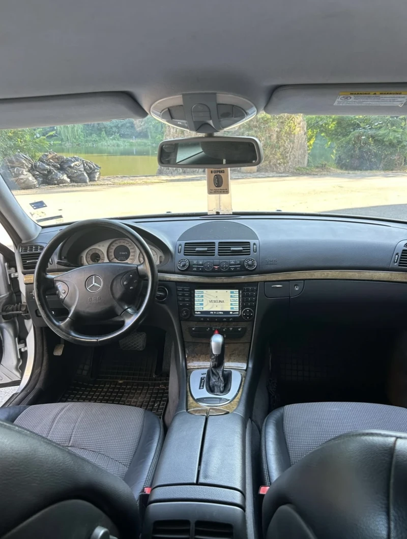 Mercedes-Benz E 280, снимка 10 - Автомобили и джипове - 52873502