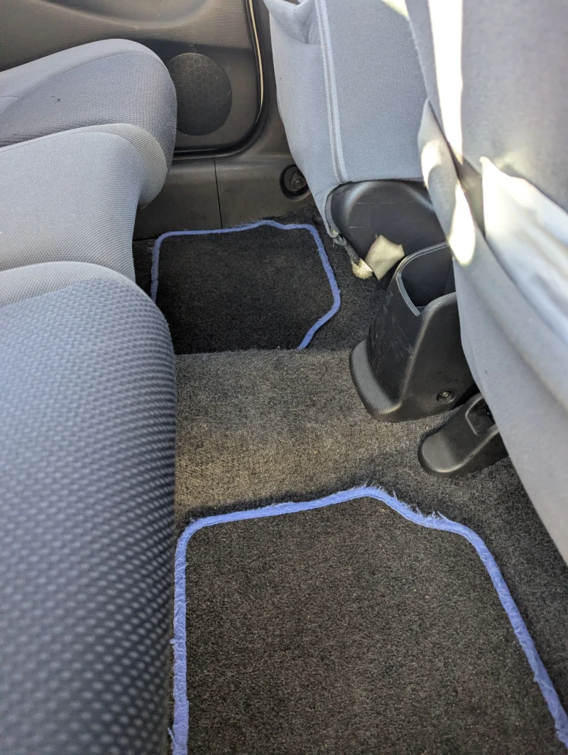 Honda Jazz, снимка 15 - Автомобили и джипове - 52891672