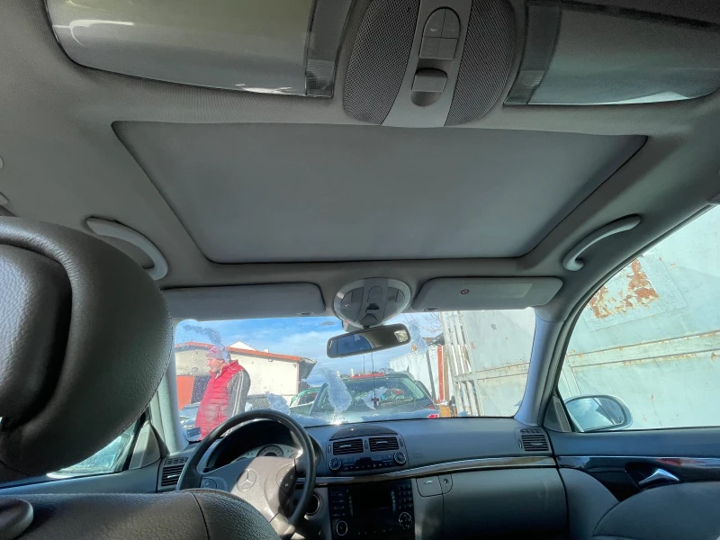 Mercedes-Benz E 240 На части , снимка 9 - Автомобили и джипове - 53115275