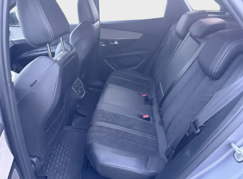 Peugeot 3008 1.5HDI GT-LINE* Night Vision* 360 Camera* , снимка 7 - Автомобили и джипове - 53243109