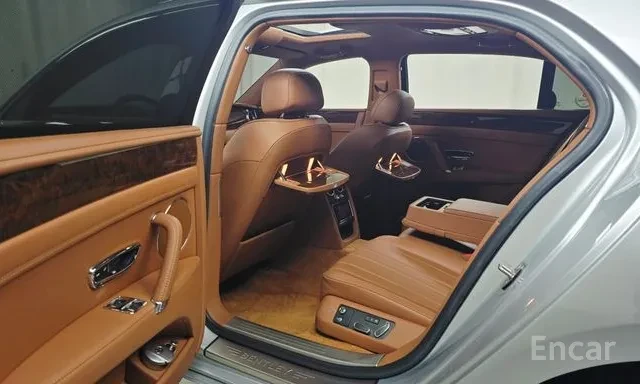 Bentley Continental Flying Spur, снимка 11 - Автомобили и джипове - 55767357
