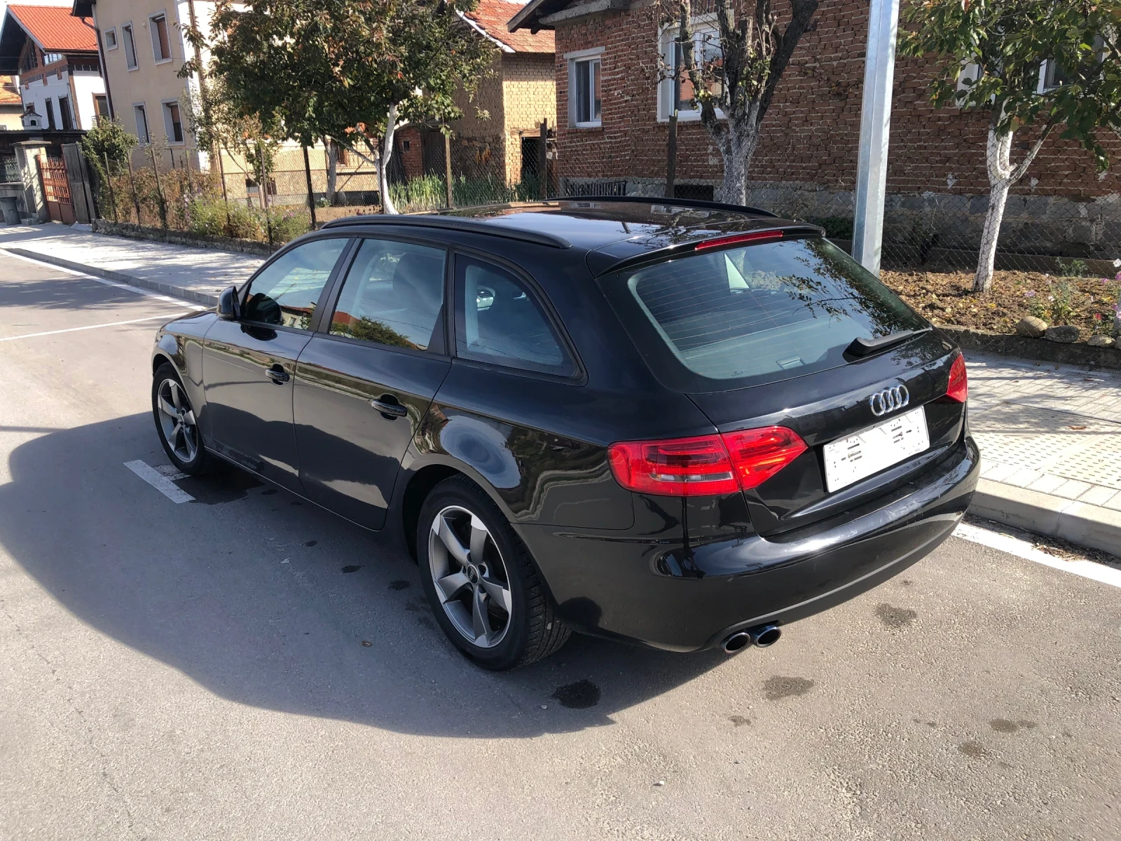 Audi A4 AVANT  DISTRONIC - изображение 9