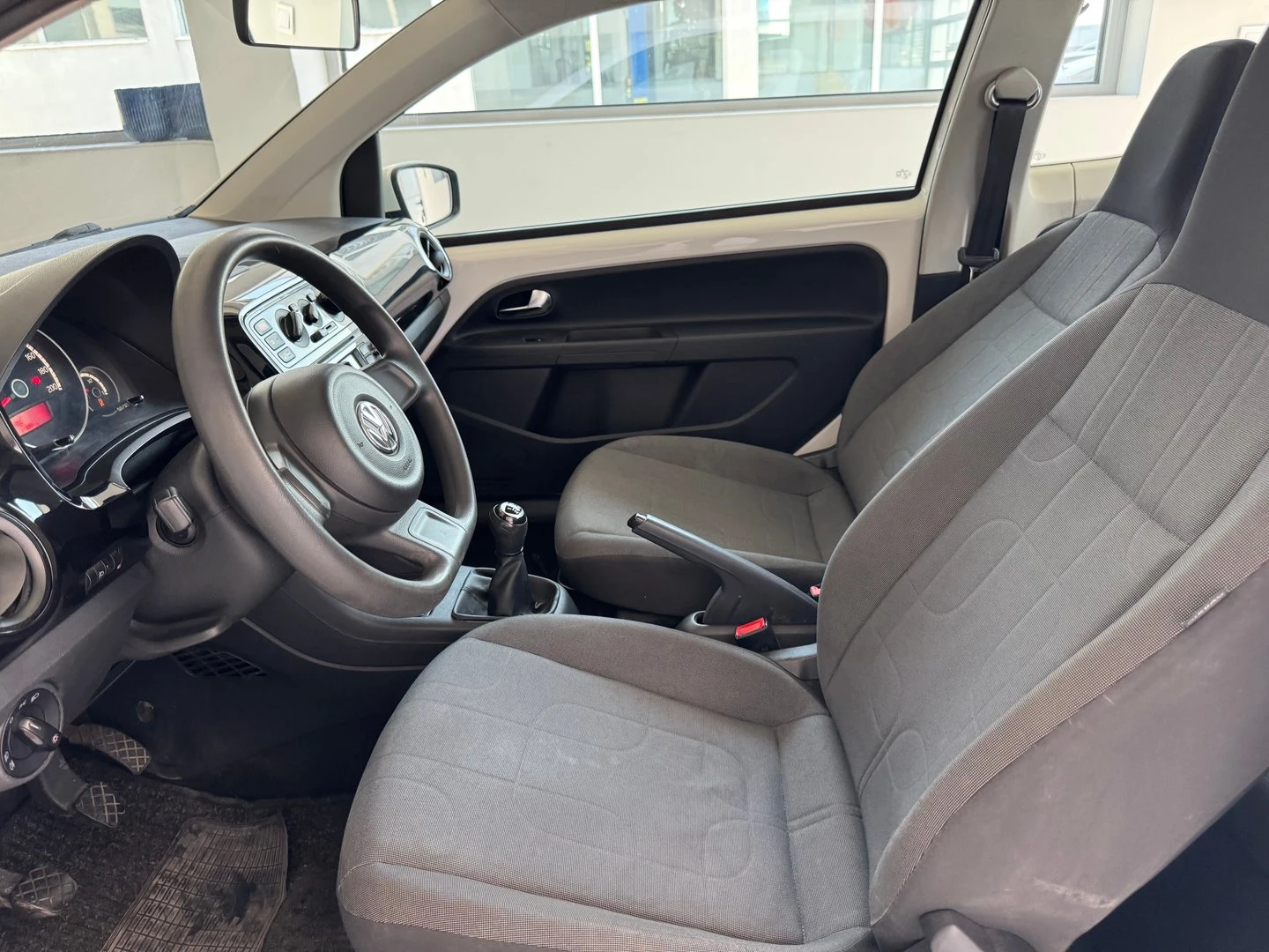 VW Up VW move up! 1.0 EcoFuel BMT | Mobile.bg � ����������� 5