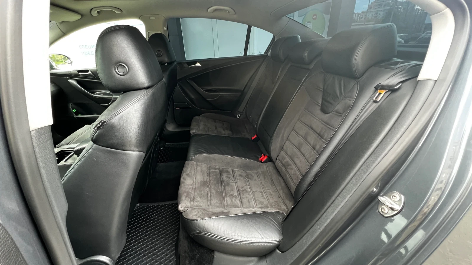 VW Passat R36, снимка 13 - Автомобили и джипове - 53989203