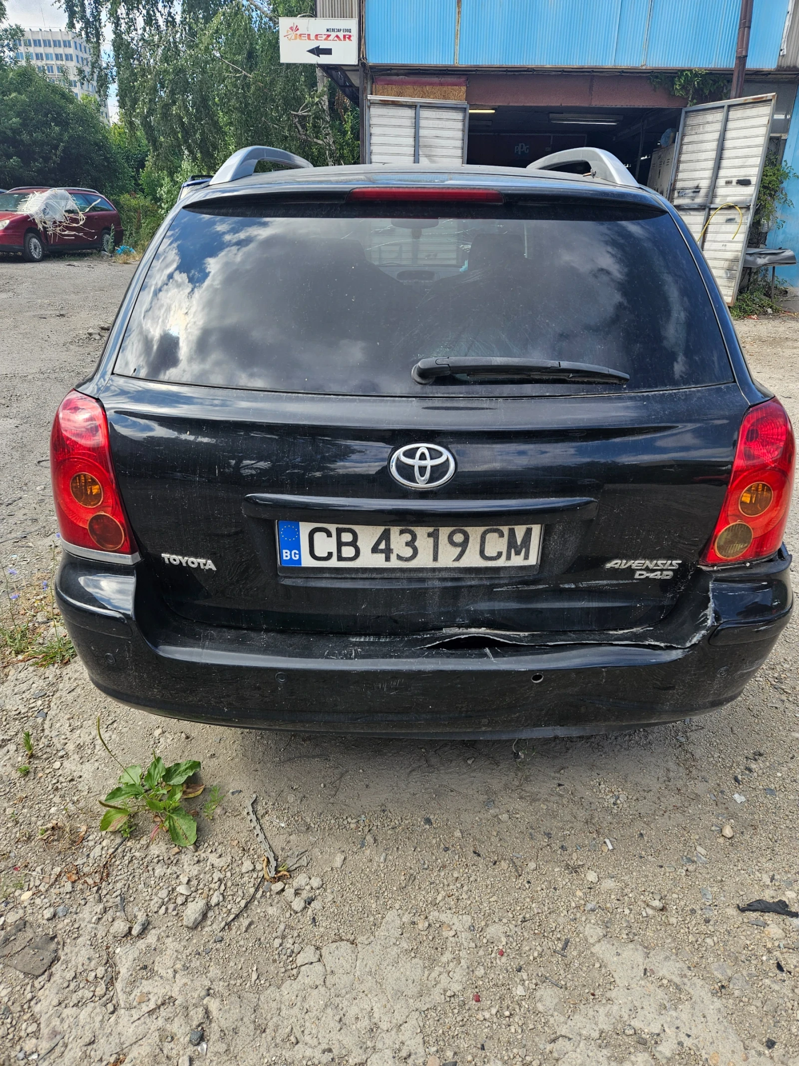 Toyota Avensis  - изображение 2