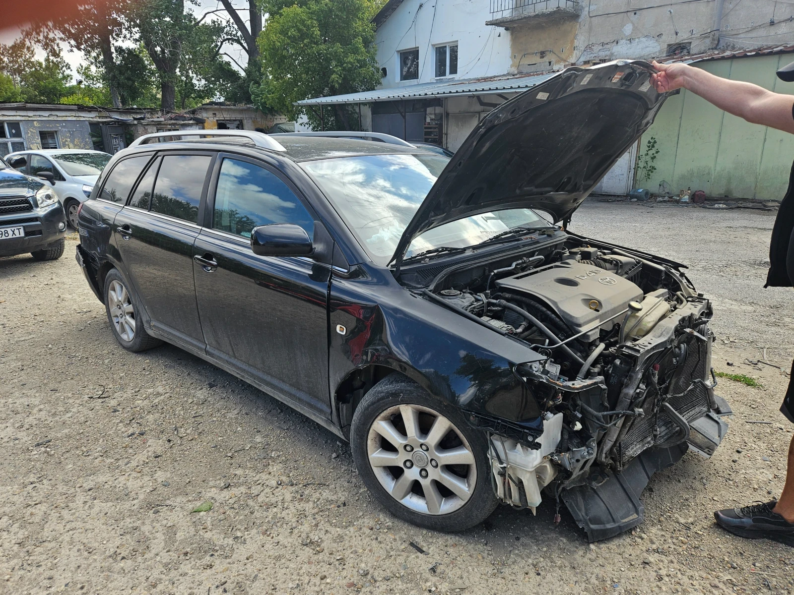 Toyota Avensis  - изображение 4
