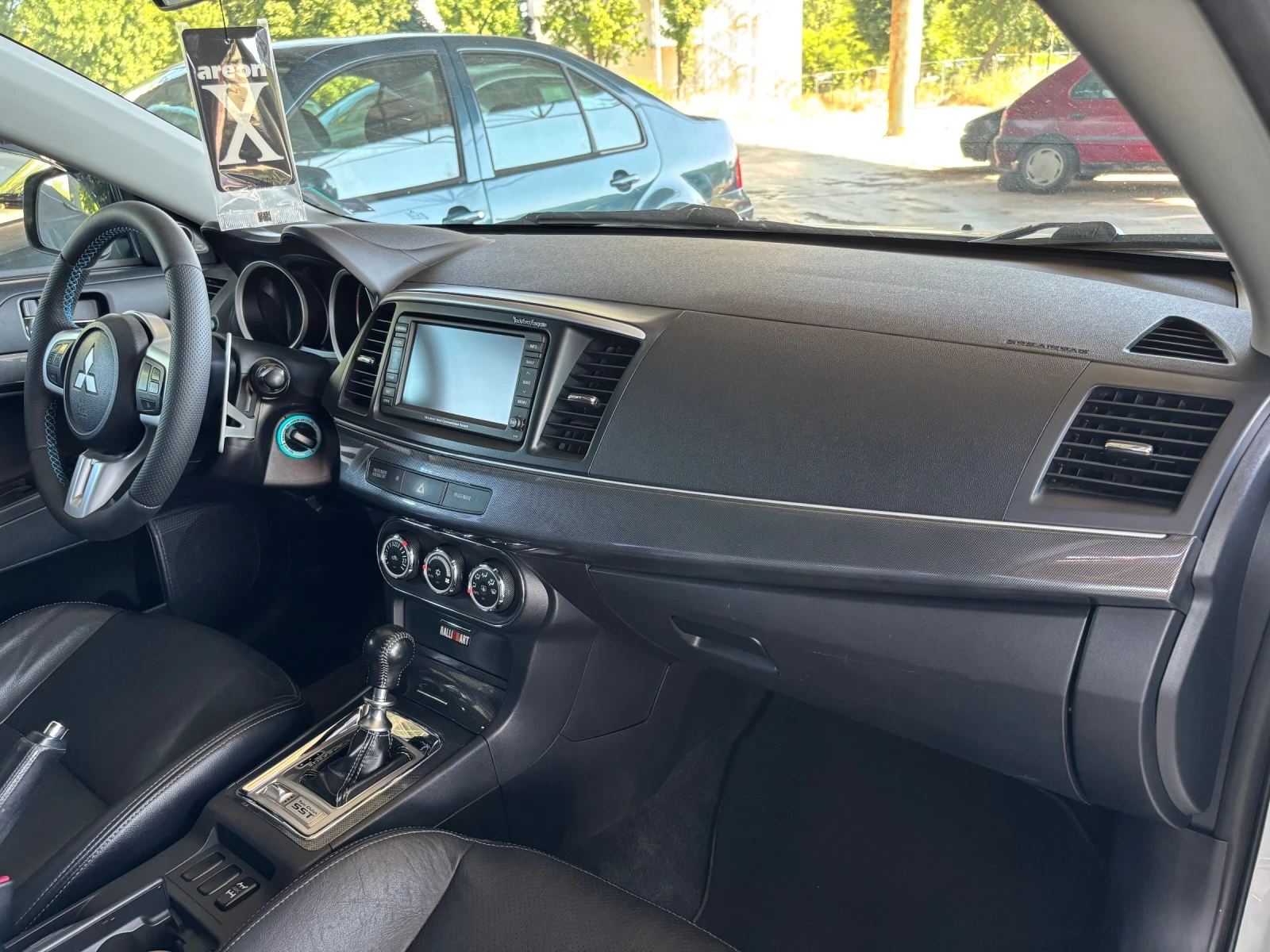 Mitsubishi Lancer  - изображение 4