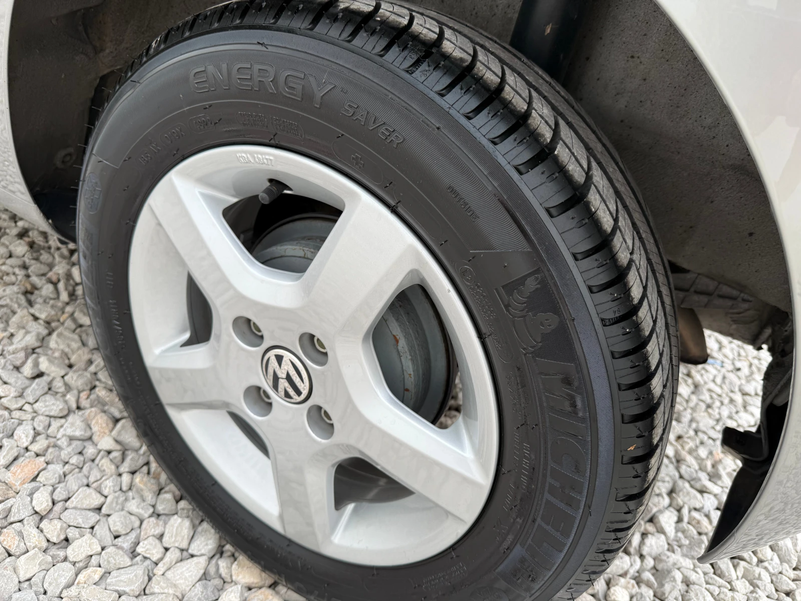 VW Up 1.0MPI КЛИМА* 77000км* ПЕРФЕКТЕН* ШВЕЙЦАРИЯ - изображение 4