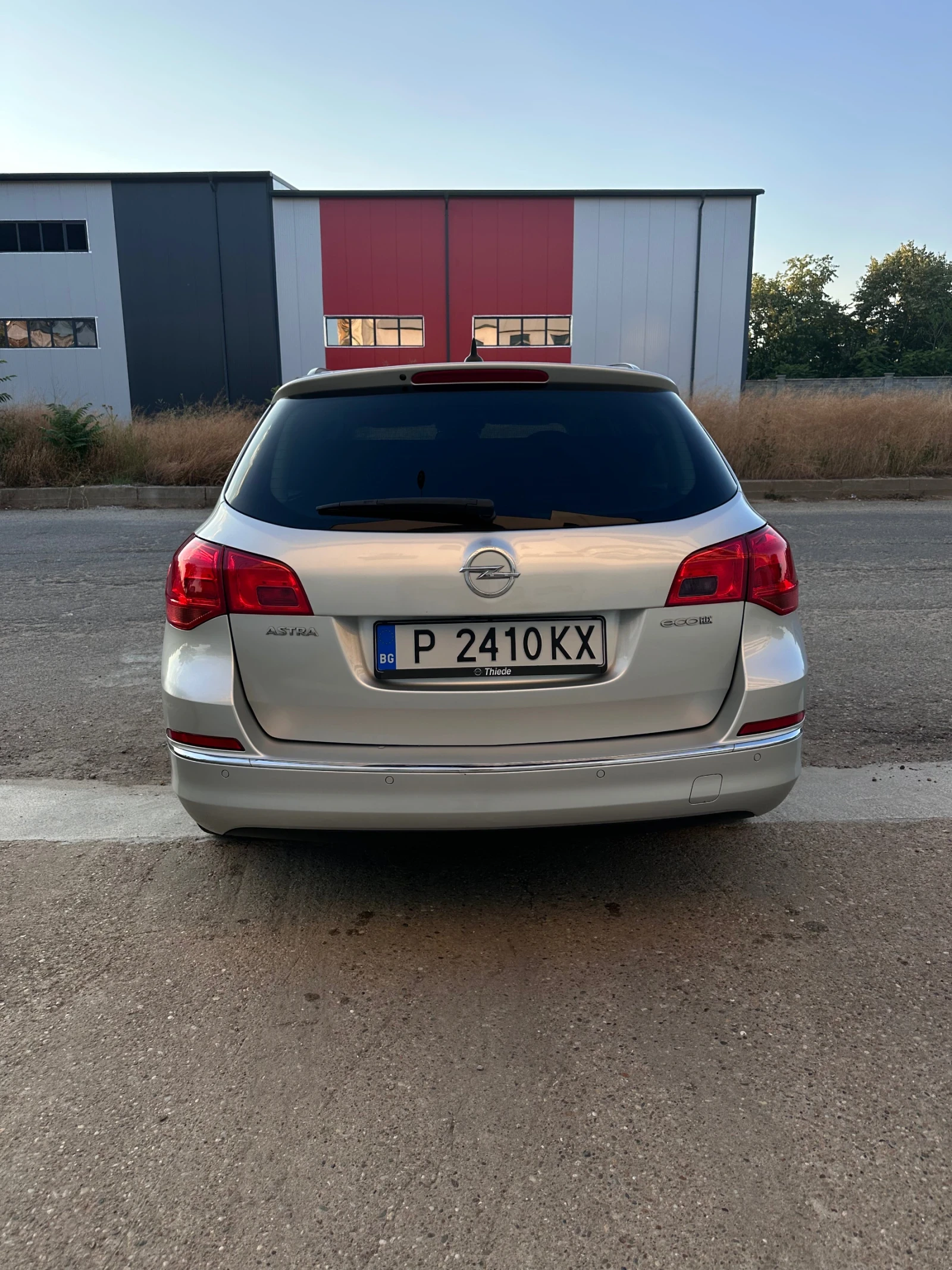 Opel Astra 1.6 CDTI Sports Tourer - изображение 5