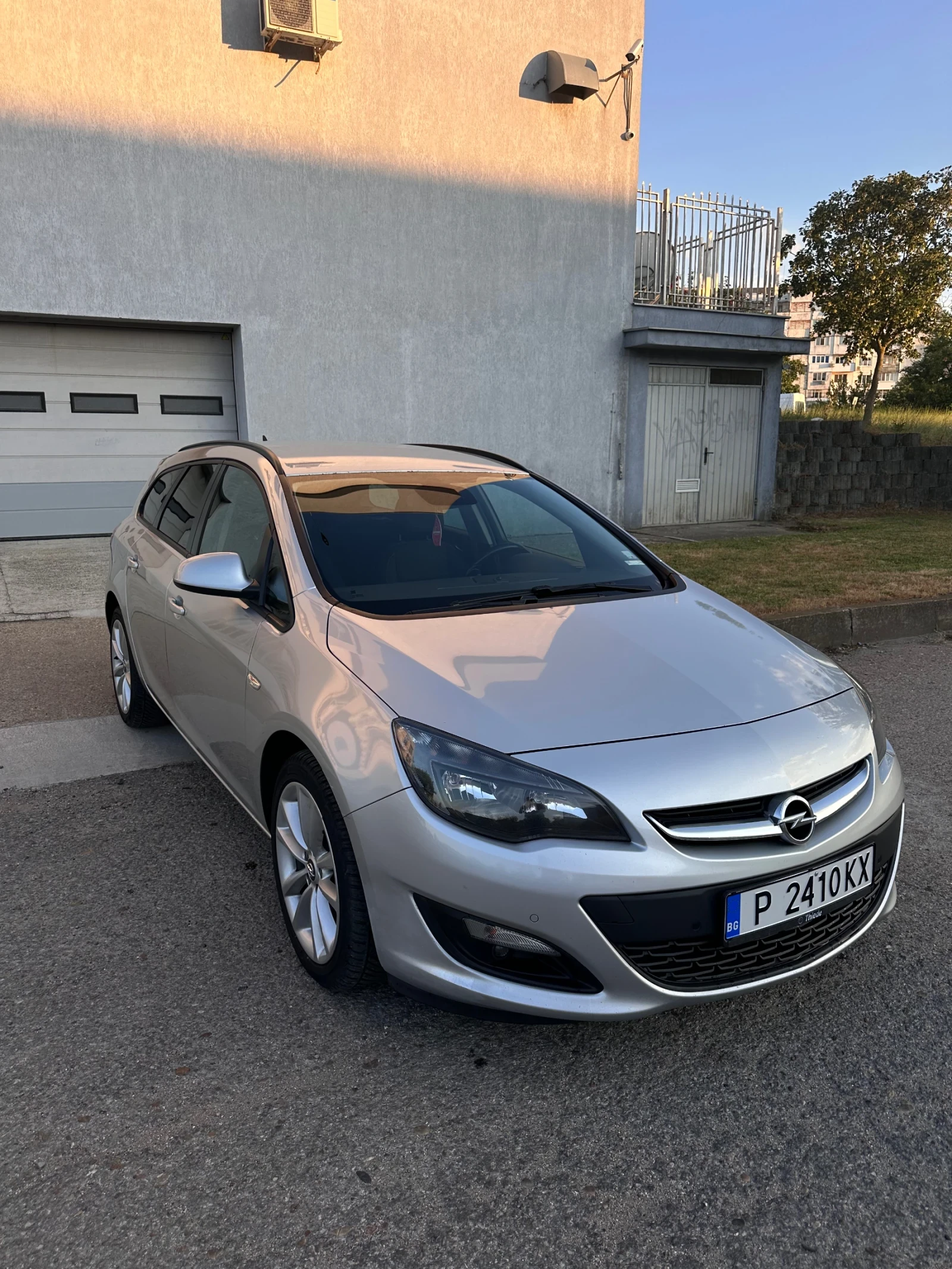 Opel Astra 1.6 CDTI Sports Tourer - изображение 3