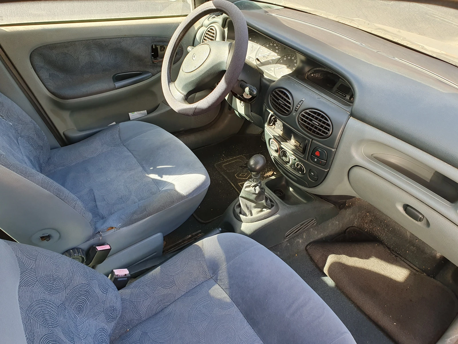 Renault Megane  - изображение 7