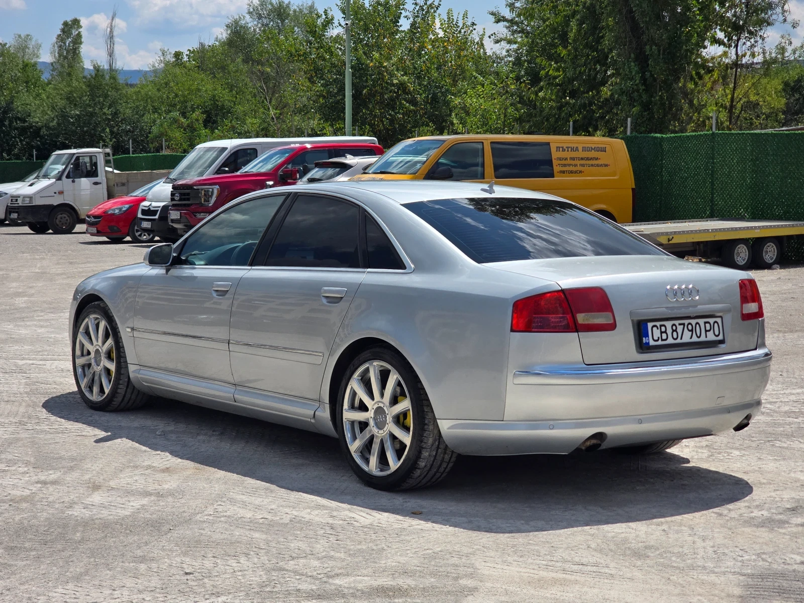Audi A8 4.2 TDI  20' Нови гуми  - изображение 7