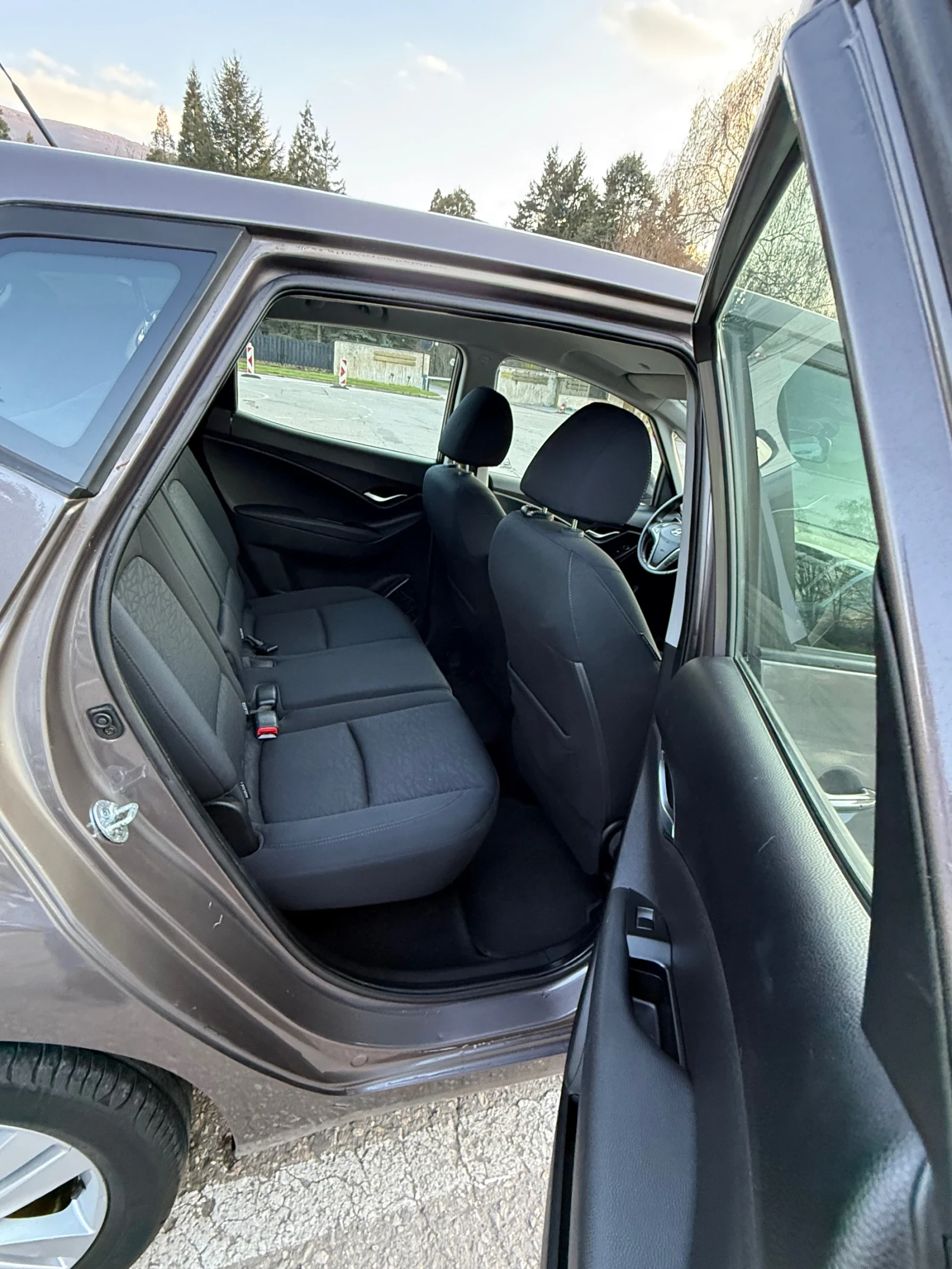 Hyundai Ix20  - изображение 10