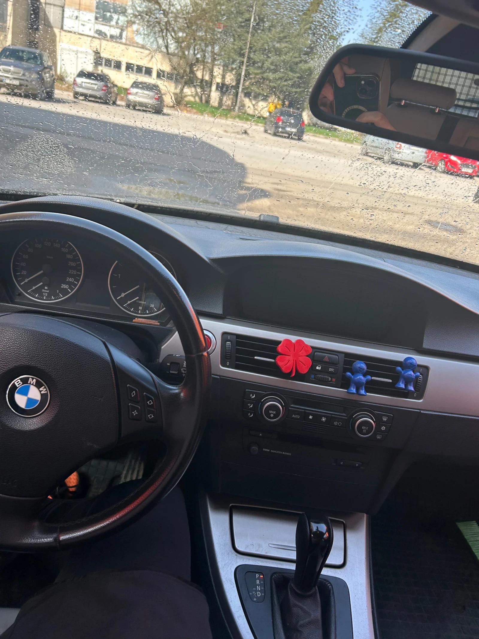 BMW 320  - изображение 6