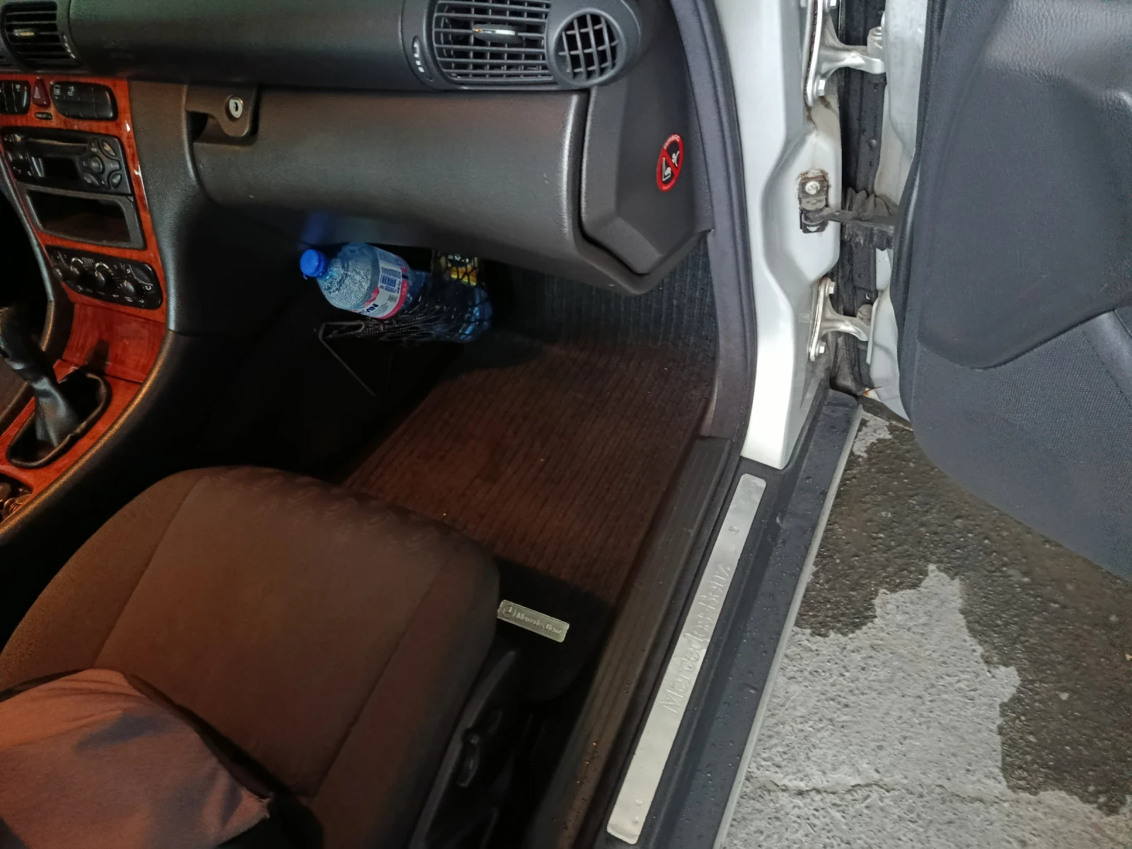 Mercedes-Benz C 180  - изображение 4