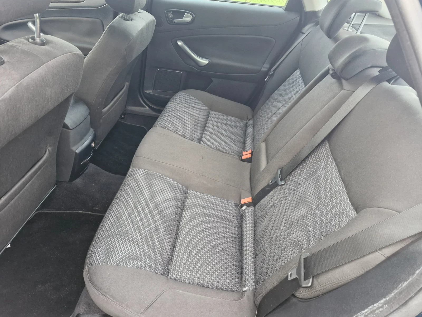 Ford Mondeo 2.0TDCI | Mobile.bg � ����������� 11