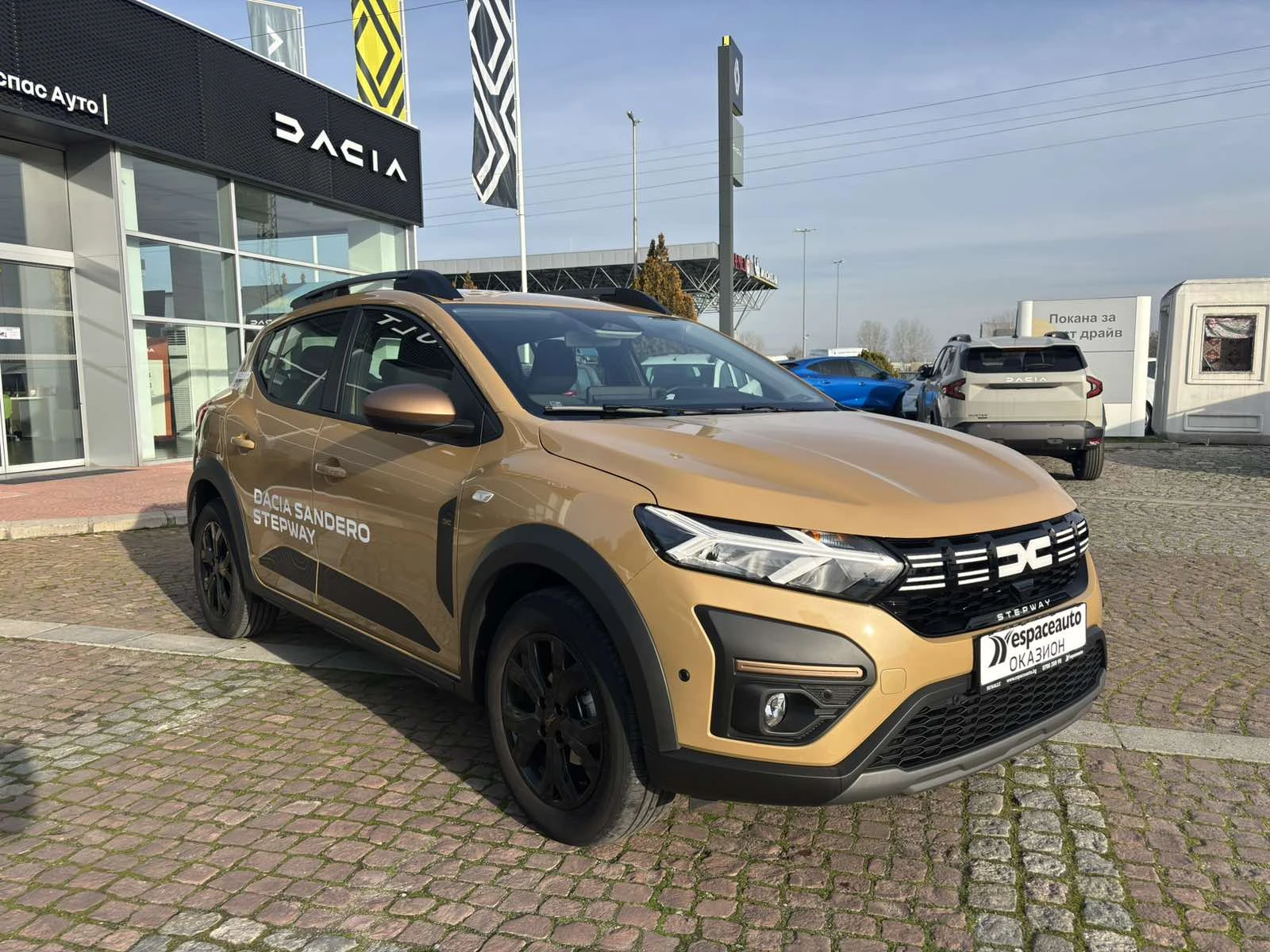 Dacia Sandero TCe 90 CVT, снимка 3 - Автомобили и джипове - 53503849