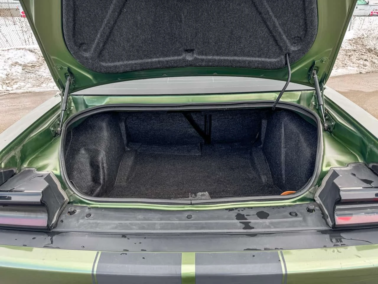 Dodge Challenger SRT 392  CARFAX - изображение 10