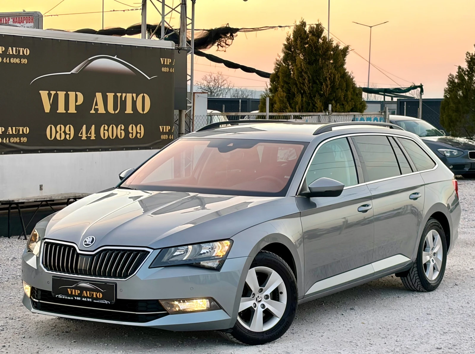 Skoda Superb DISTRONIC DSG NAVI CAMERA, снимка 8 - Автомобили и джипове - 53837092